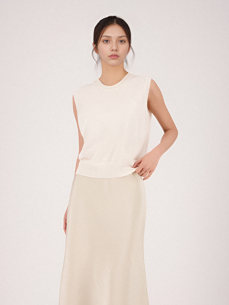 Linen Round Neck Sleeveless Knit _Ivory