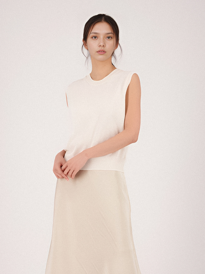 Linen Round Neck Sleeveless Knit _Ivory