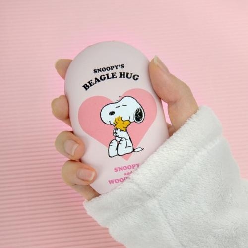 로이체 피너츠 스누피 휴대용 충전식 캐릭터 손난로 보조배터리 핑크