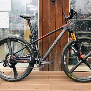 [아이너]카보니아275 시마노 XTR 12단+ 젠티스+폭스 8.8kg