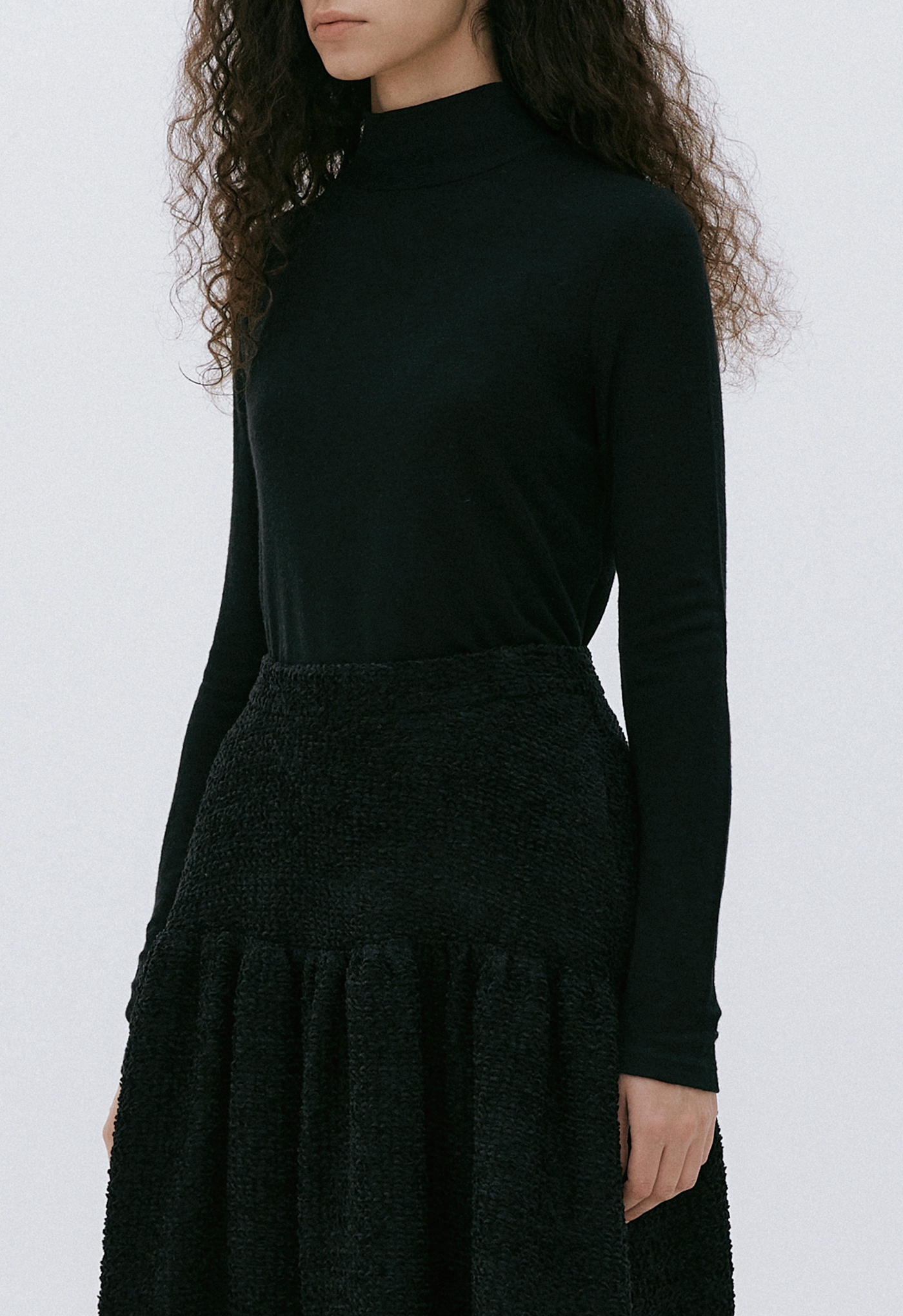 TENCELWOOL HIGHNECK  TOP - BLACK