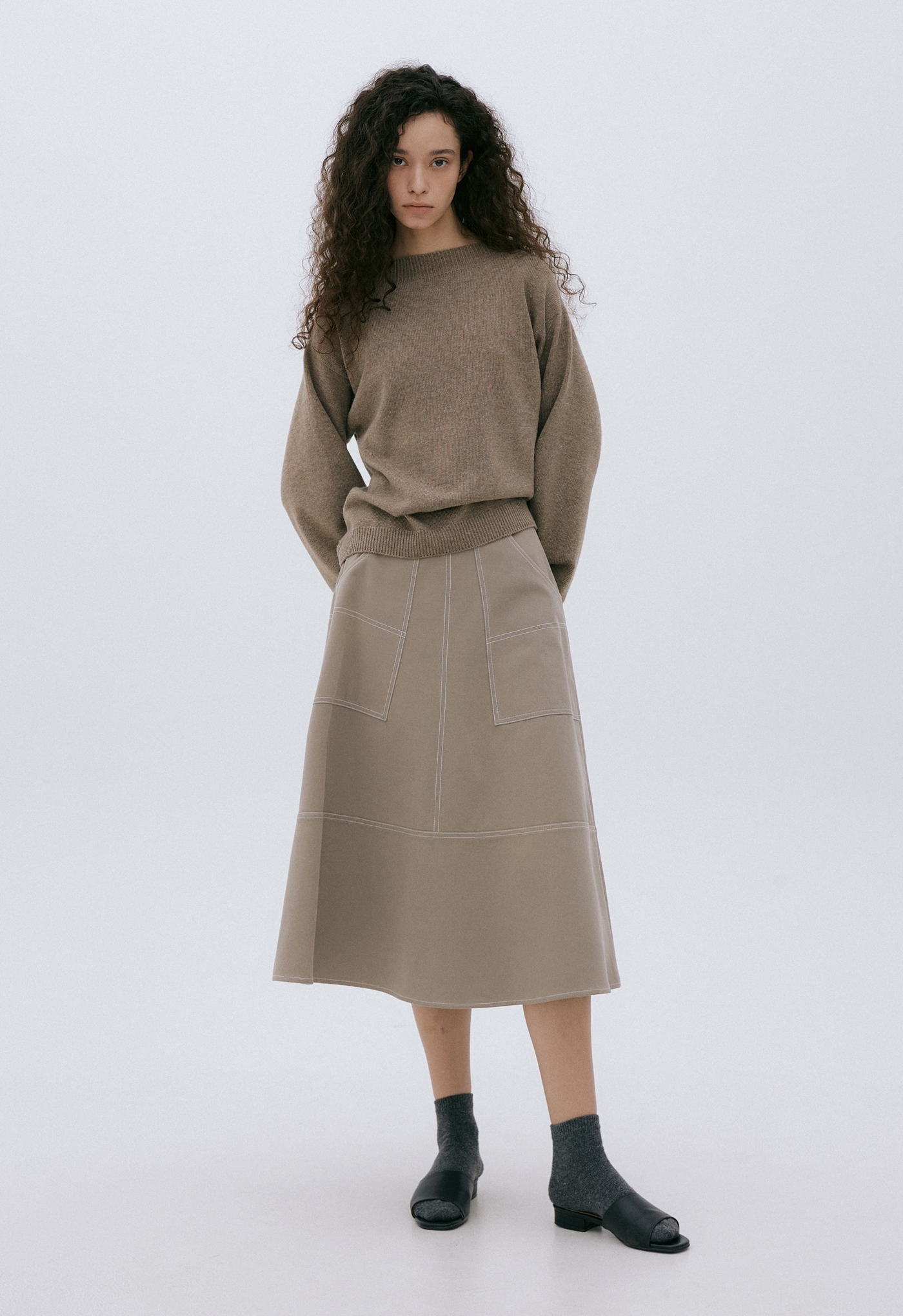 STITCH WINTER SKIRT-BEIGE