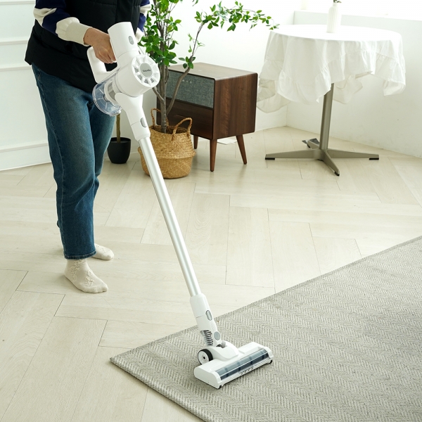 코코민트 BLDC 차이슨 무선 청소기 OP-050R