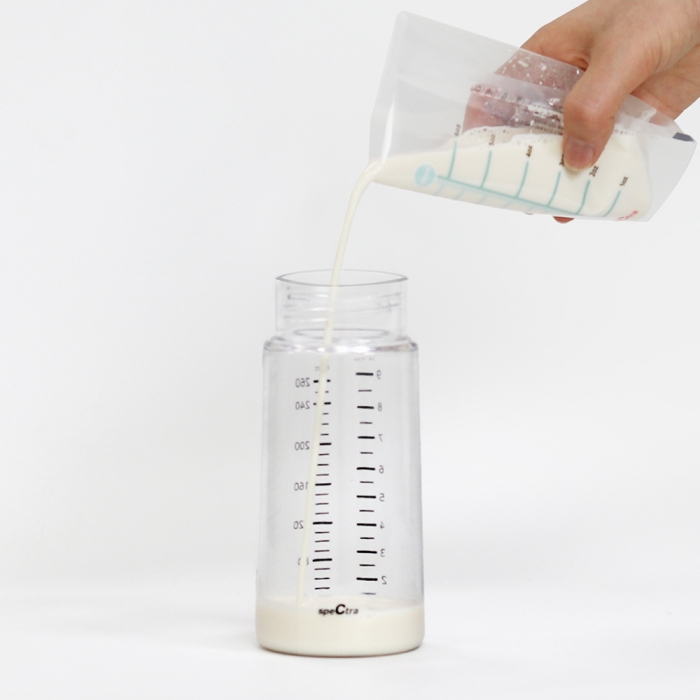 클린 모유저장팩 180ml 60매입 | 60 매 / 변온 / 항균 지퍼백 구성
