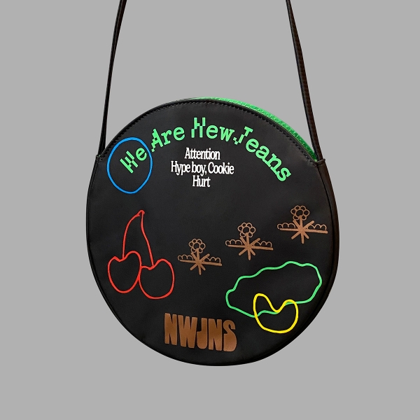 NewJeans - New Jeans / 1st EP ALBUM (Bag (Black) ver.) (Limited Edition)