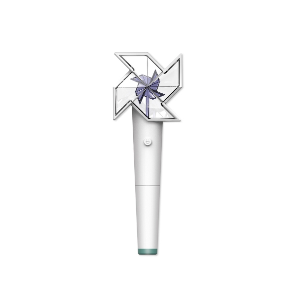 [Released on 1/4] KIM JAEHWAN - 01 OFFICIAL FANLIGHT / 2023 CONCERT [NOT ALONE] MD