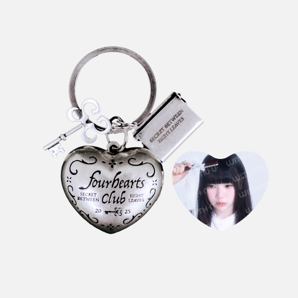 [Released on 7/15] Hearts2Hearts - 03 HEART PENDANT KEY RING SET / 2025 Hearts2Hearts [Four Hearts Club] OFFICIAL MD