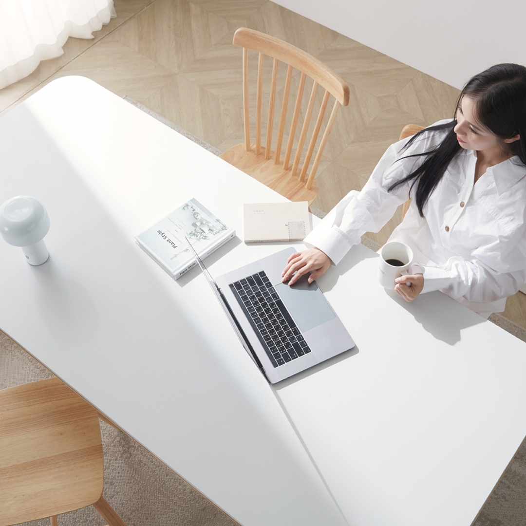 [한정수량특가] 우디 화이트 12T 통세라믹 원목 식탁 1400