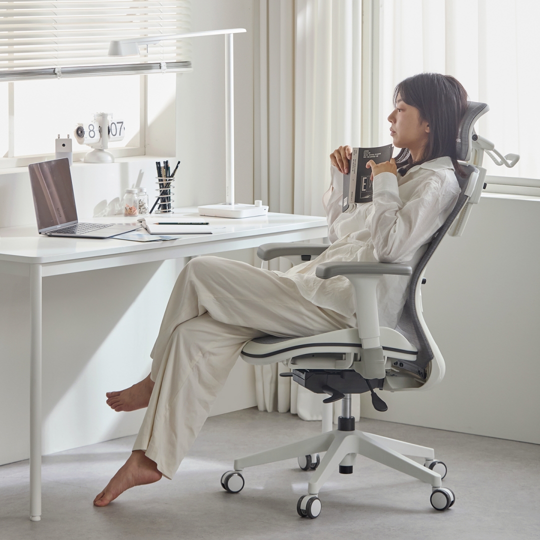 노트르 플러스 메쉬 틸팅 학생 공부 사무용 사무실 컴퓨터 책상 의자