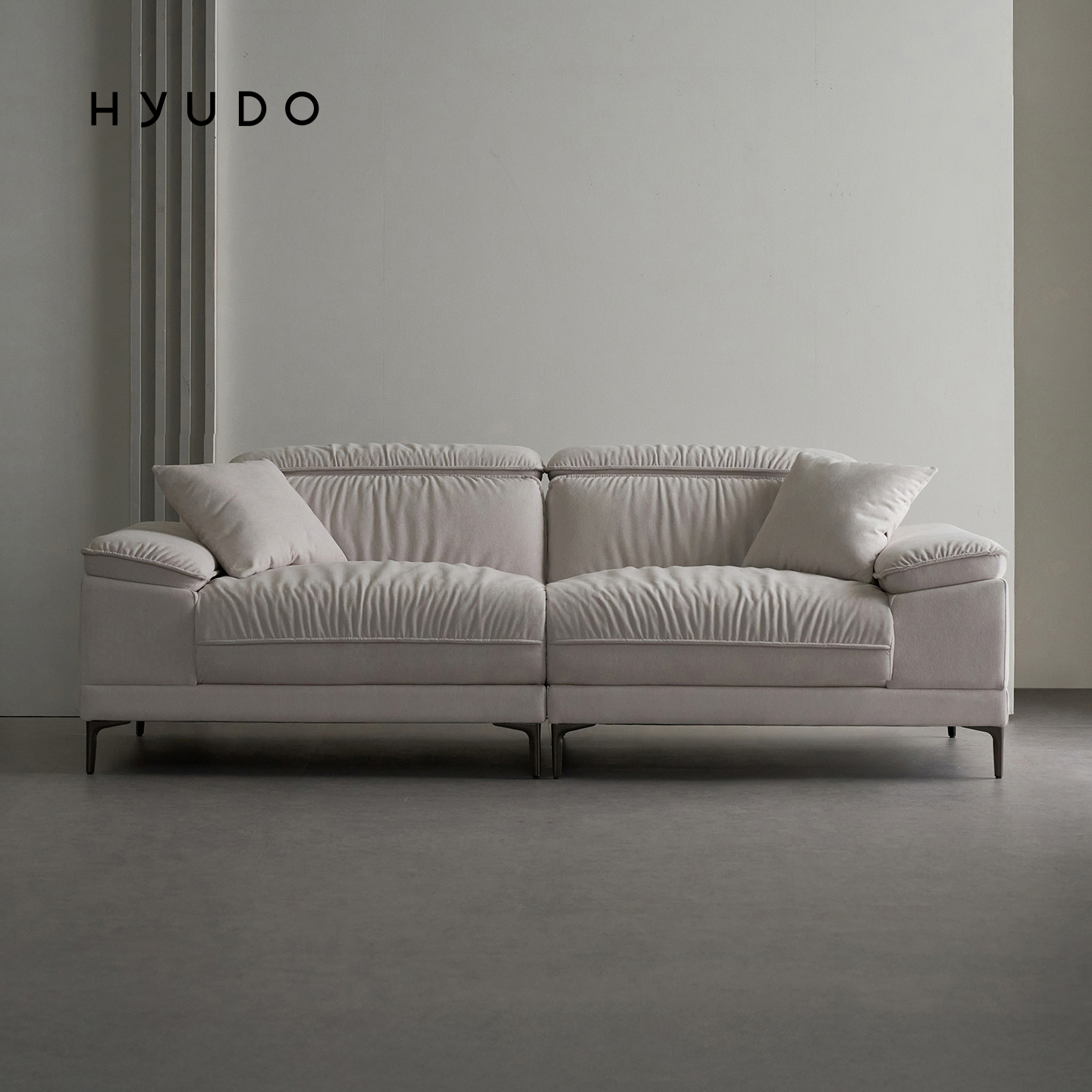 감각의 동백 2200 무빙 헤드레스트 가죽/패브릭 3인용 소파