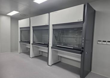 EM-FH 1115.jpg