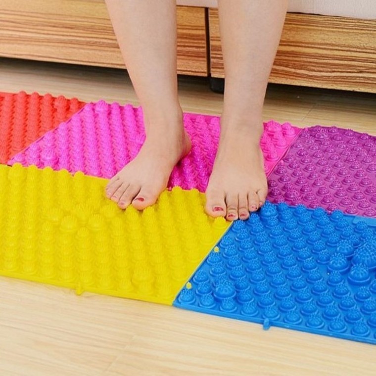 조립 가능 발바닥지압 발지압매트 핑크