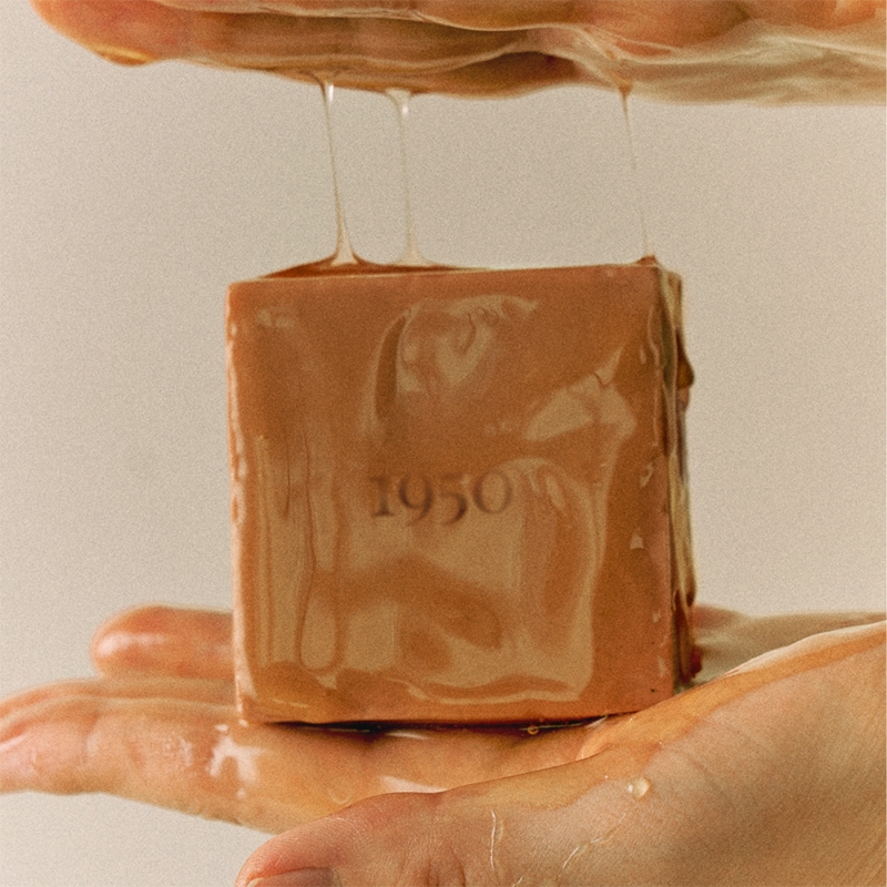 1950 제주 케이프 우디 노워시 트리트먼트 바 90g