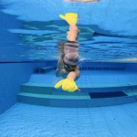 스트림 라인 메쉬 미텐스 장갑 수영 훈련용품 (STREAM LINE Mesh MITTENS GLOVE Swim Training Goods)