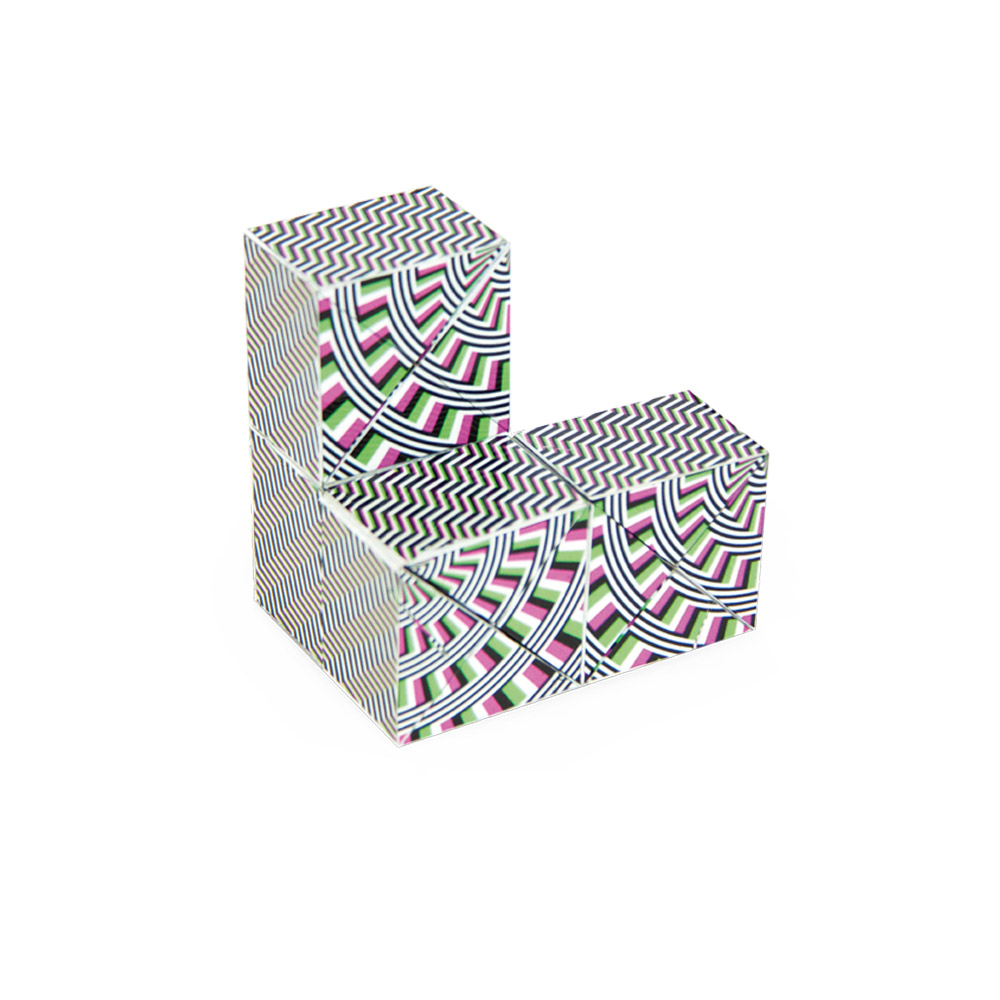 [리센트토이] 다이나큐브(색상랜덤) *최소수량 2개 / 100여가지 대칭도형 큐브만들기 / 두뇌개발퍼즐 / 큐브퍼즐