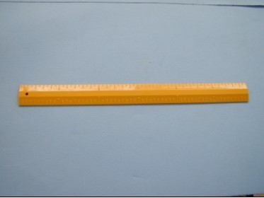 시각장애인용 30cm 자 *최소수량 10개 / 5mm마다 용철표시 플라스틱 자 / 시각장애인 플라스틱자