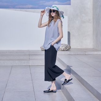 유어즈 인견 핀턱 블라우스