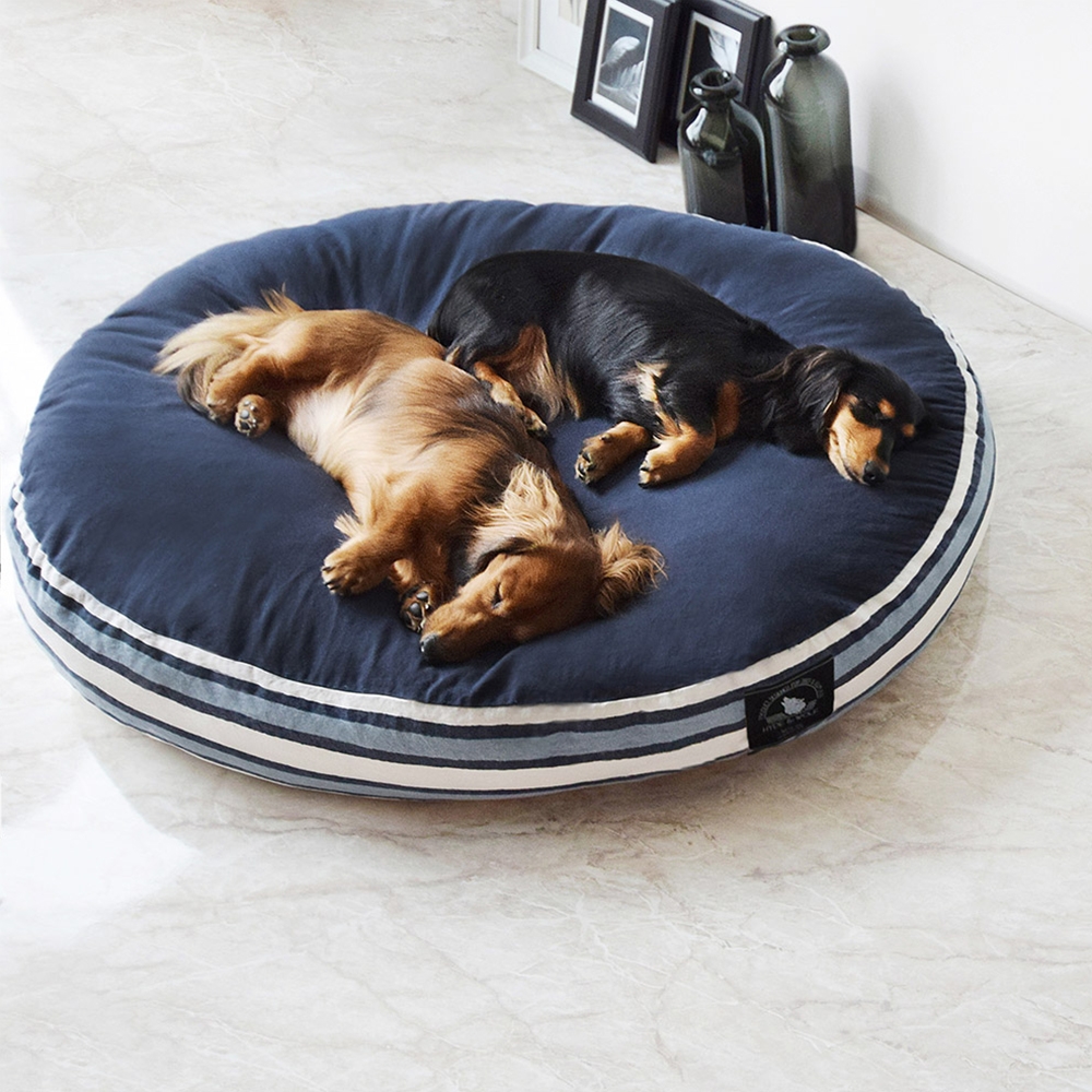 NAVY ROUND BED