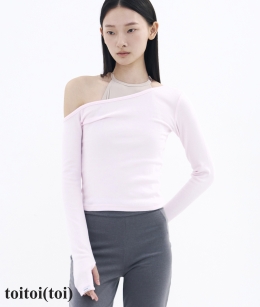 Toitoi - Tilt Shoulder Tee _ Barbie Pink