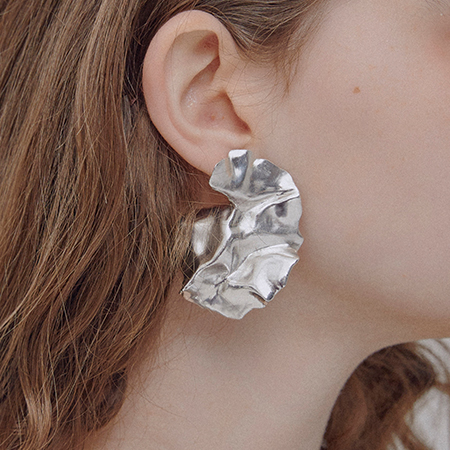 [BBYB X a.neujac] Crushed Texture Earring (L)