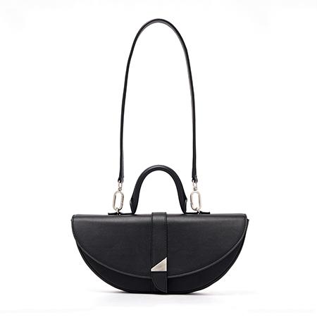 Ode Saddle Shoulder Bag (Jade Black)