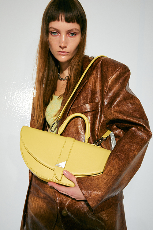 Ode Saddle Shoulder Bag (Primrose Yellow)