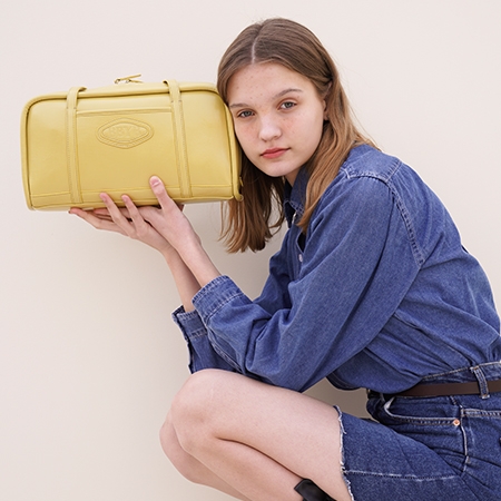 Lire Medium Shoulder Bag (Mustard)