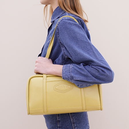 Lire Medium Shoulder Bag (Mustard)