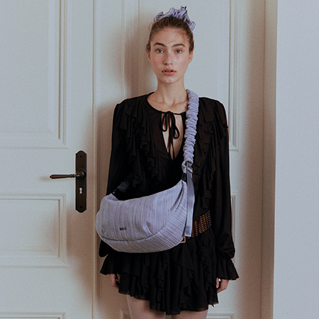 Noi Ruffle Large Shoulder Bag (Blue)
