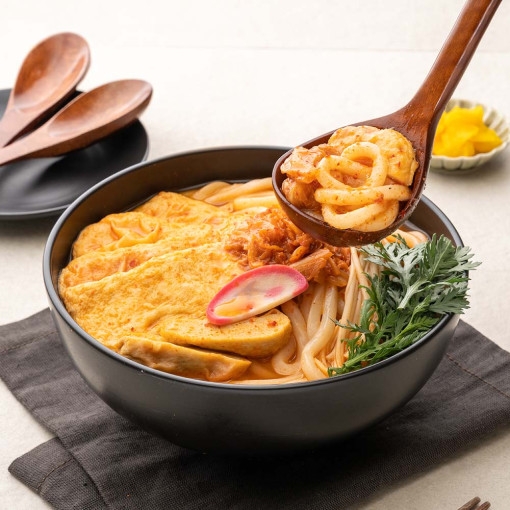 [오늘의 즐거움] 보글보글 김치어묵우동전골 (냉동) 540g, 3개