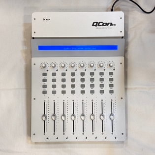 [리퍼브] QCon EX USB MIDI 컨트롤러 스테이션