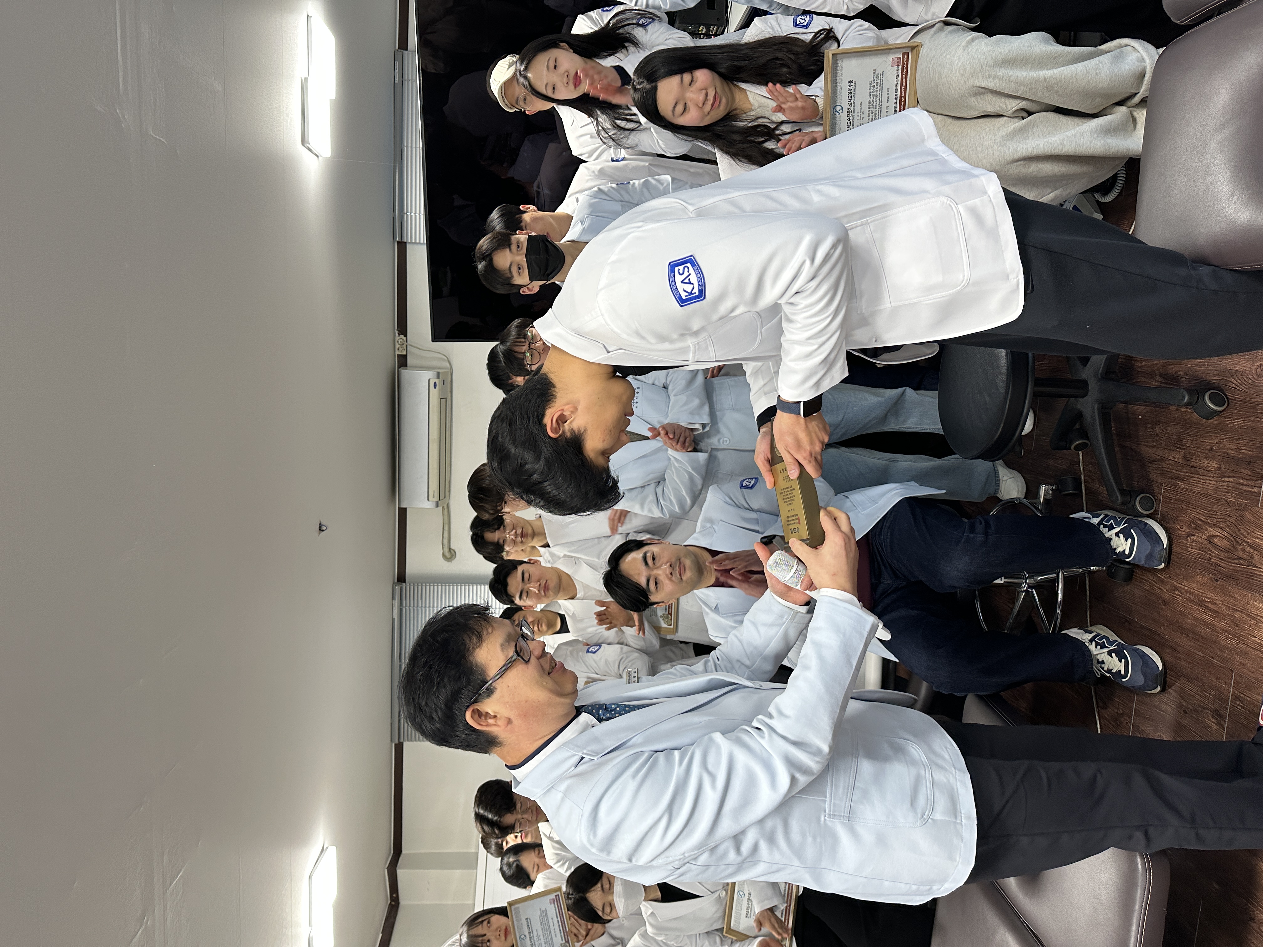 KakaoTalk_20250225_140200071_04.jpg