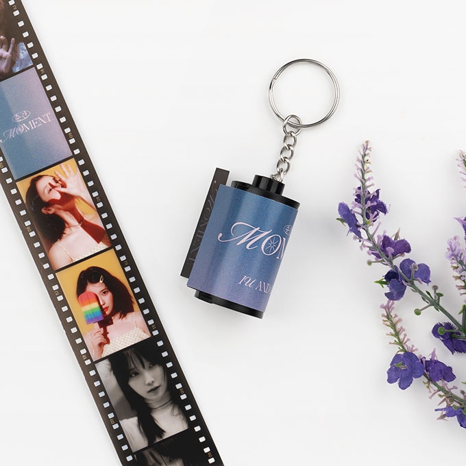 [MOMENT,] PHOTO FILM KEYRING