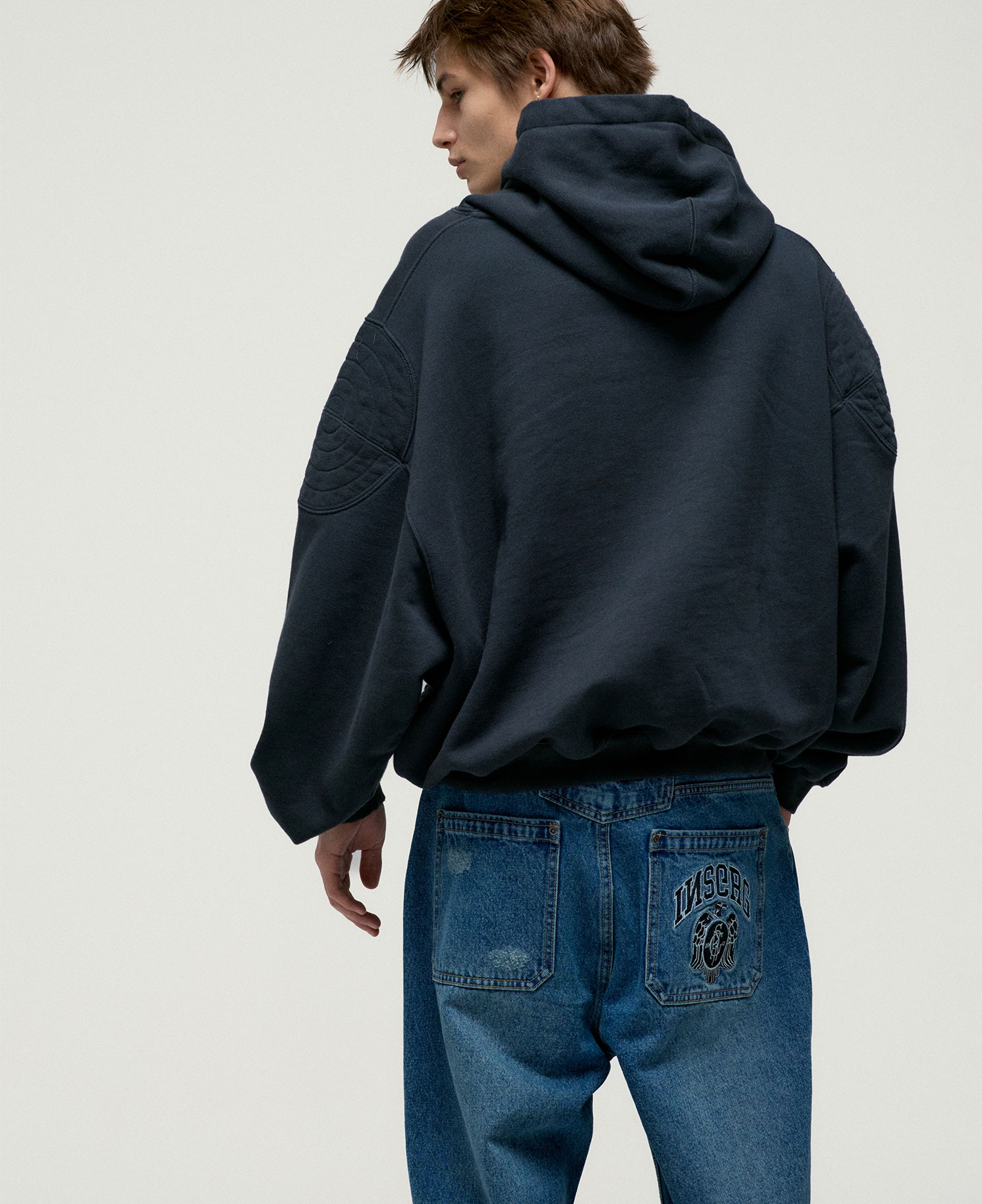 INSANE DISTRESSED HOODIE_BLACK