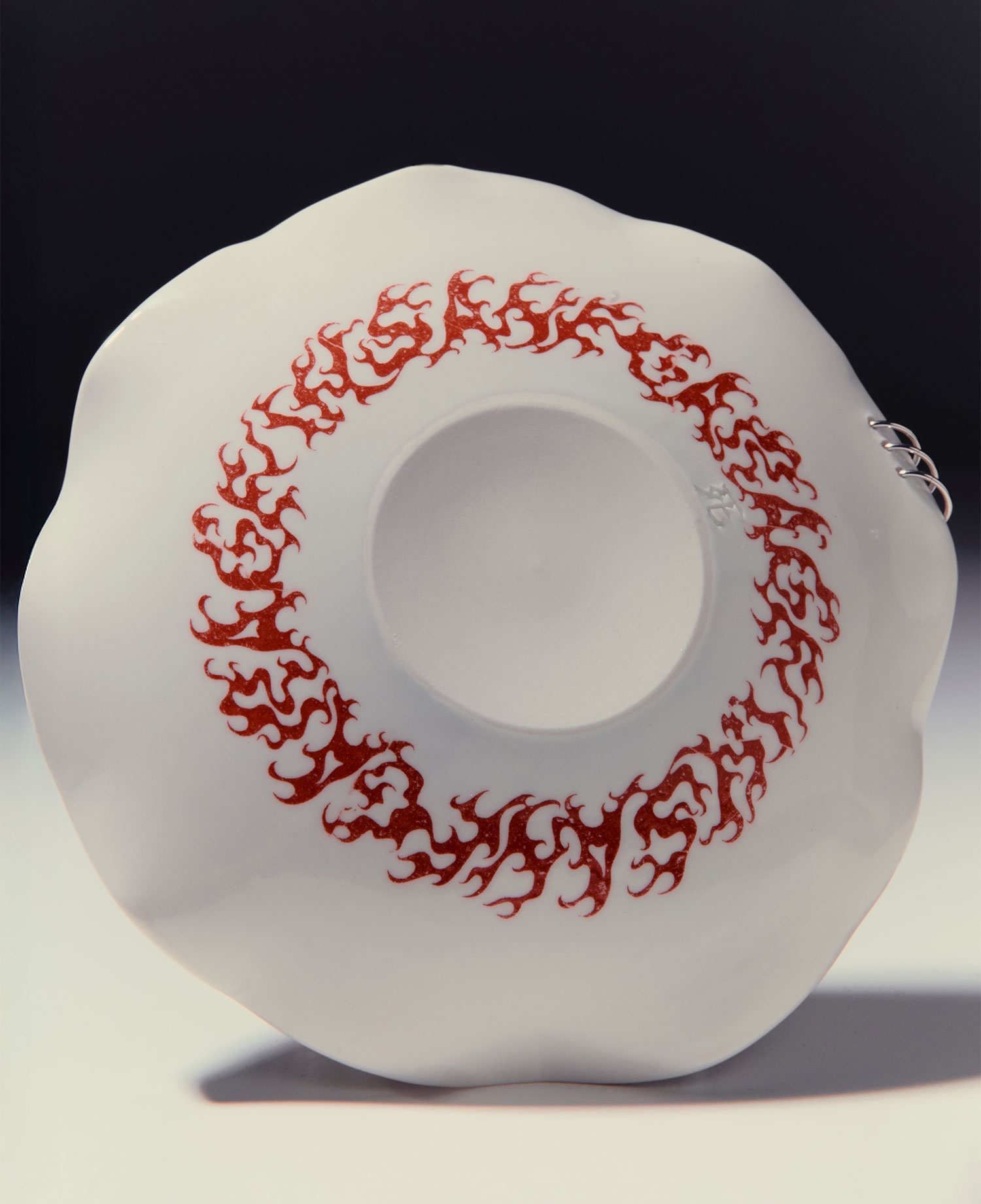 SHINIKATA FLAME PIERCING PLATE_OFF WHITE