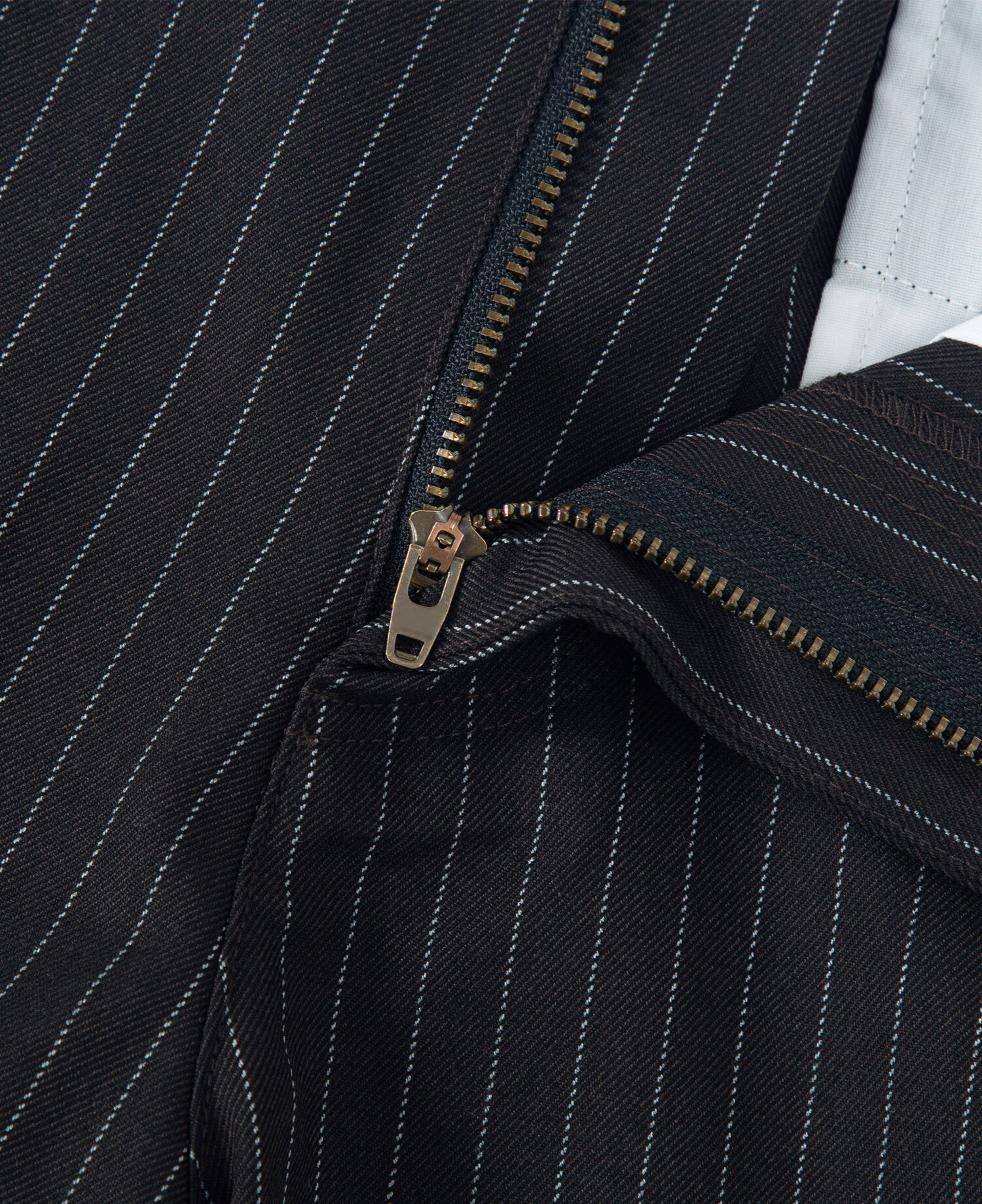 INSANE TAILORED PIN STRIPE SHORTS_BROWN