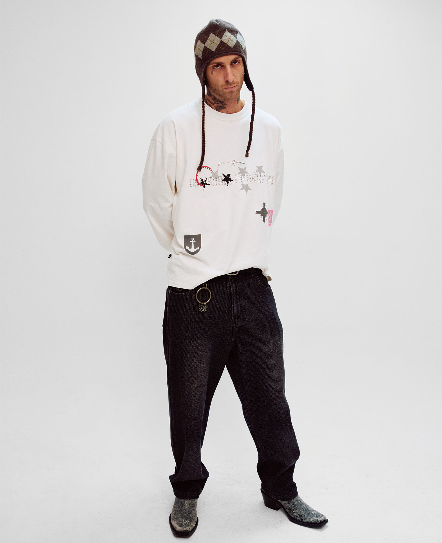INSANE STAR GRAPHIC LONG SLV_IVORY