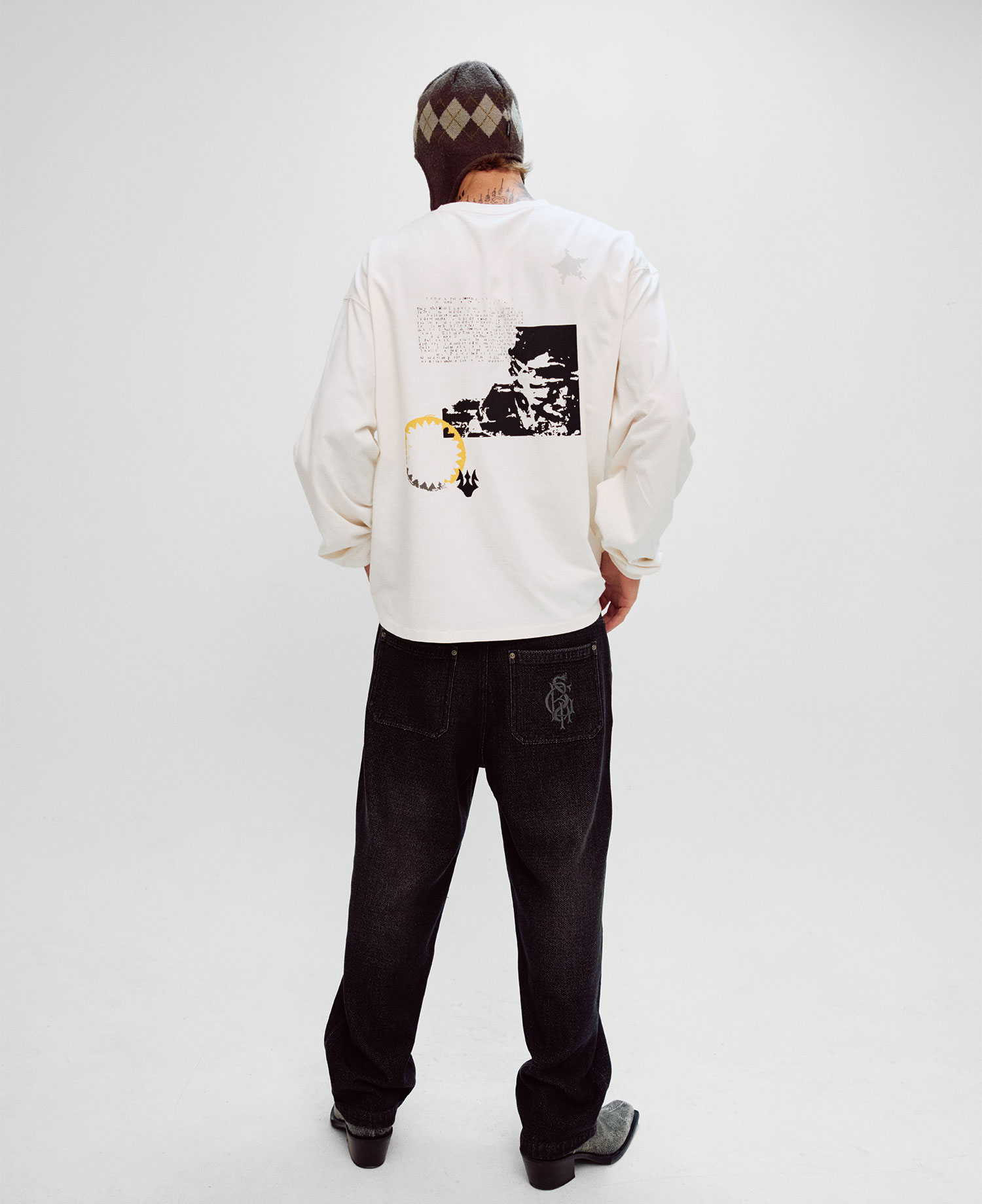 INSANE STAR GRAPHIC LONG SLV_IVORY
