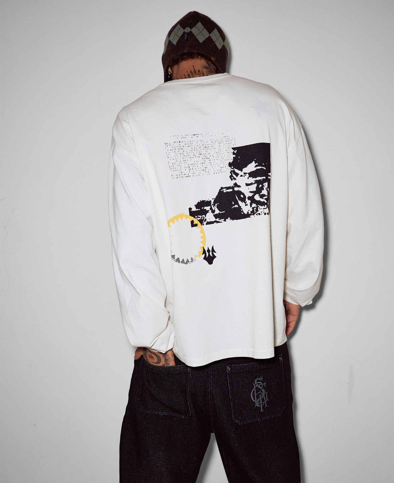INSANE STAR GRAPHIC LONG SLV_IVORY