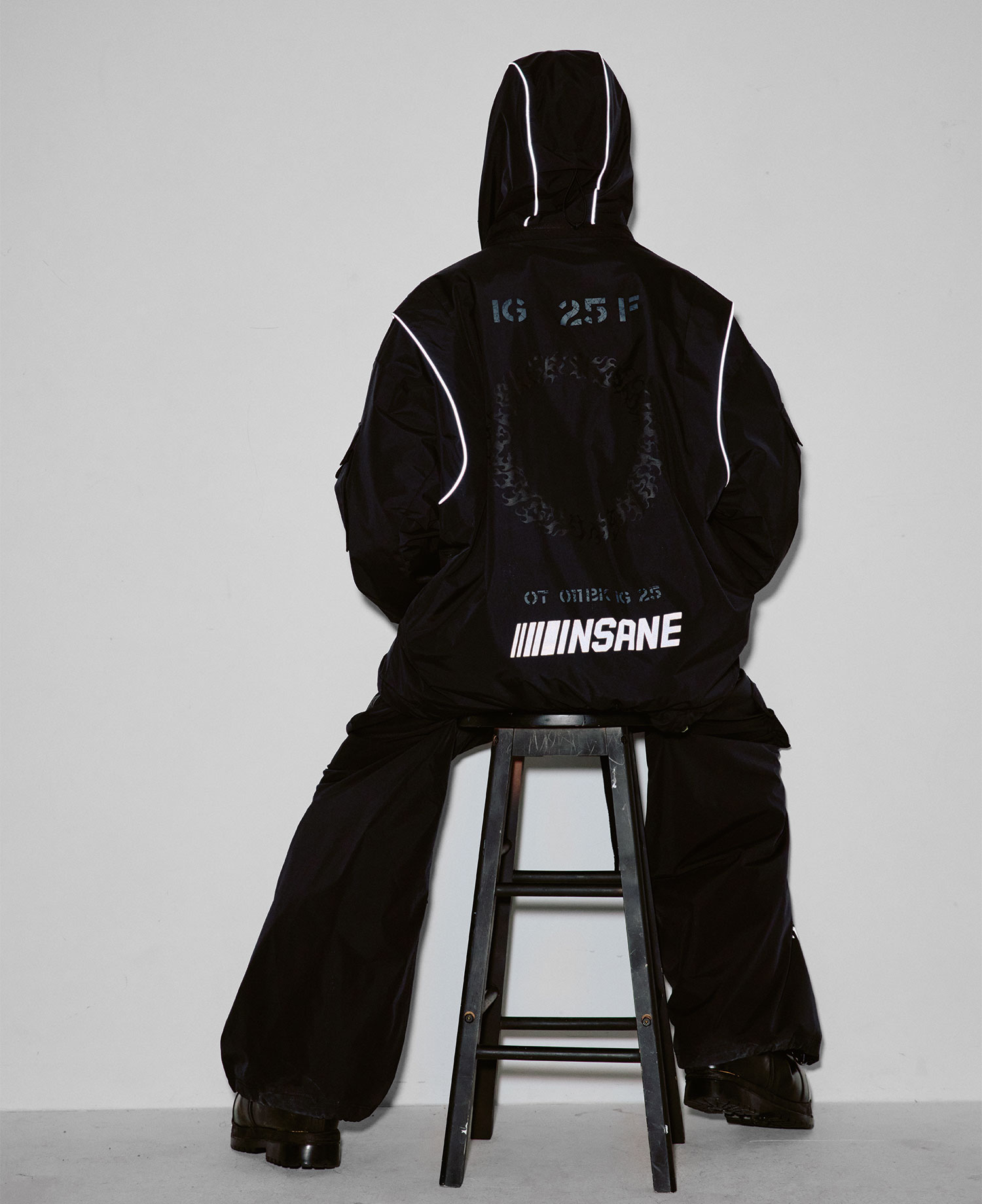 SGxIG SUPERWIDE INSANE CODE PANTS