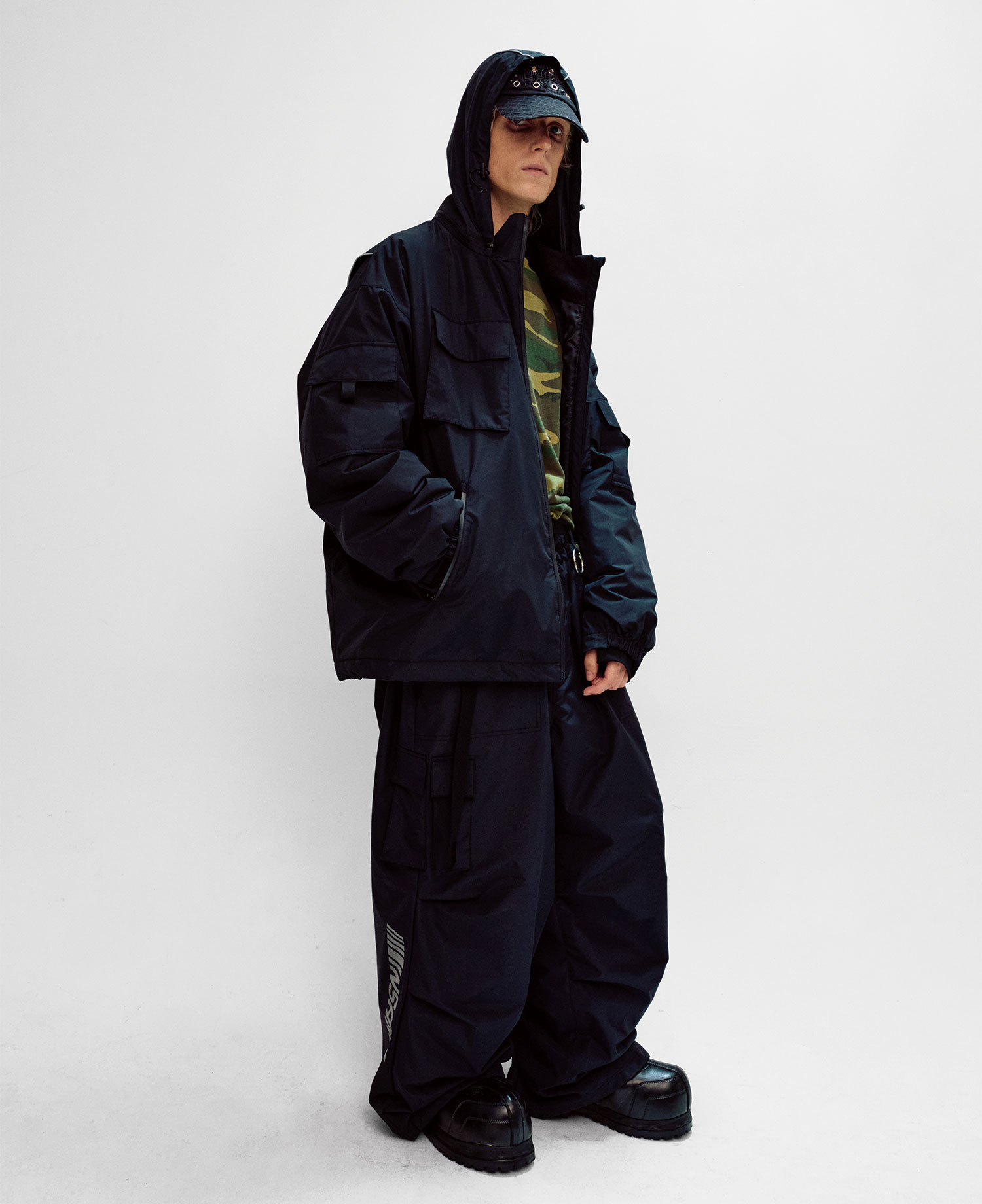 SGxIG SUPERWIDE INSANE CODE PANTS