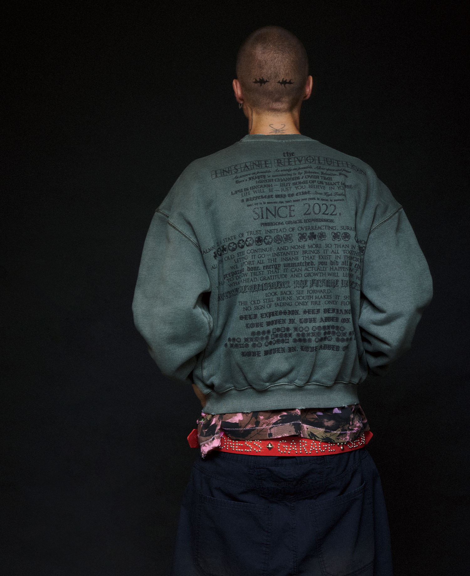 INSANE MODS SYMBOL SWEAT SHIRT_KHAKI