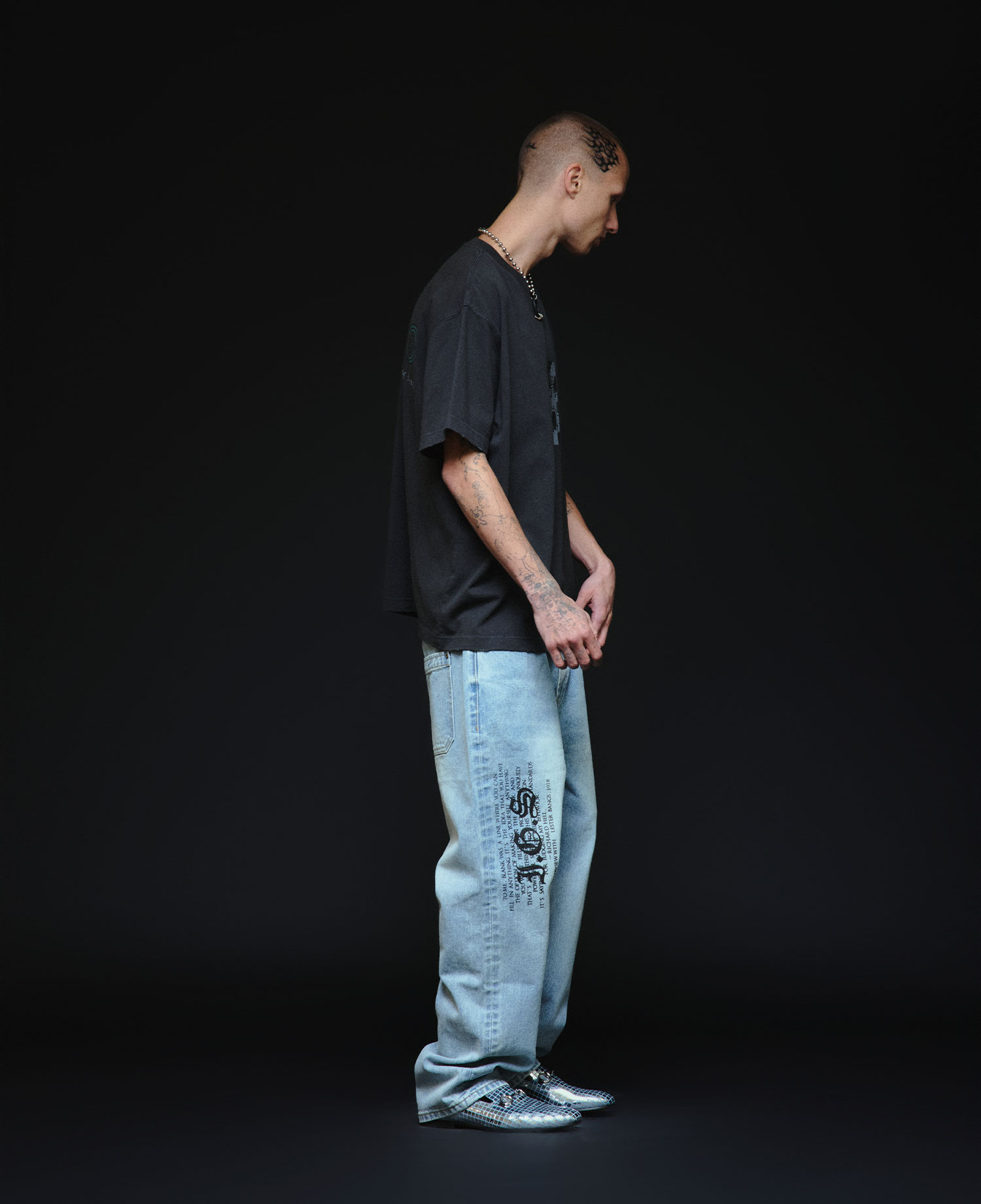 INSANE LETTERING DENIM PANTS_LIGHT BLUE