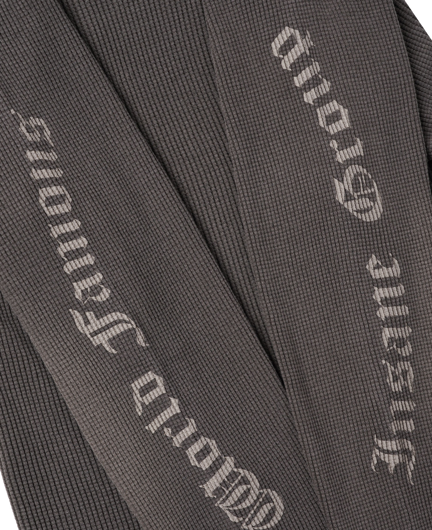 INSANE GRAPHIC PATCH WAFFLE LONG SLV_BROWN