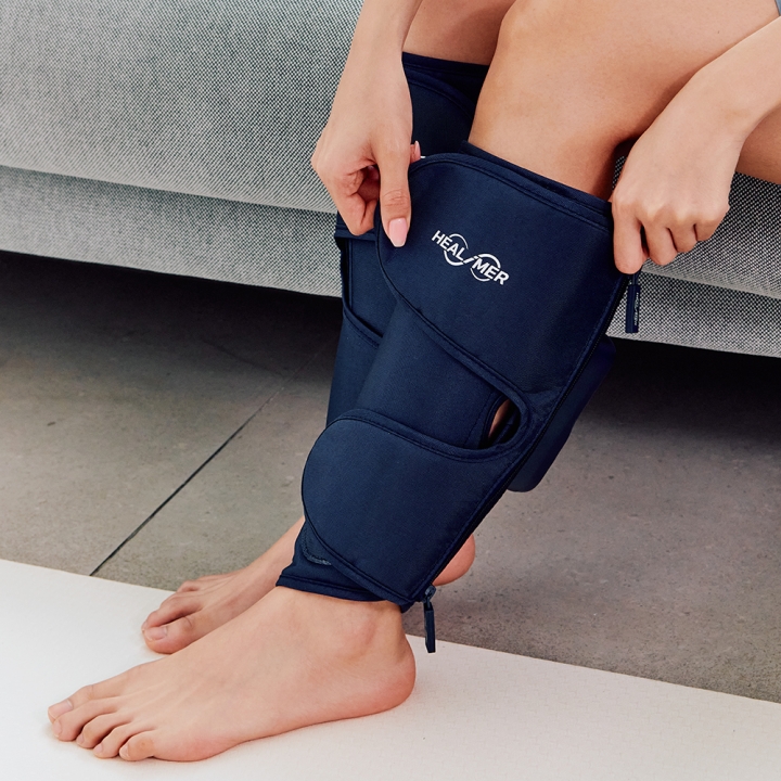 [블프특가] EMS 저주파 공기압 무선 종아리 마사지기 하늘색 (본품 1세트+미스트 공병 1개)