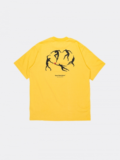 에이펙스 디자인 DUCK DUCK GOOSE T-SHIRT-MUSTARD