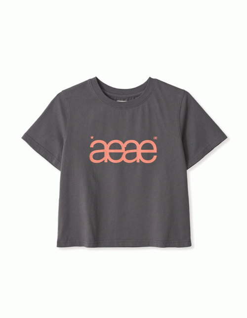 [AEAE] AEAE LOGO CROP T-SHIRTS [CHARCOAL]