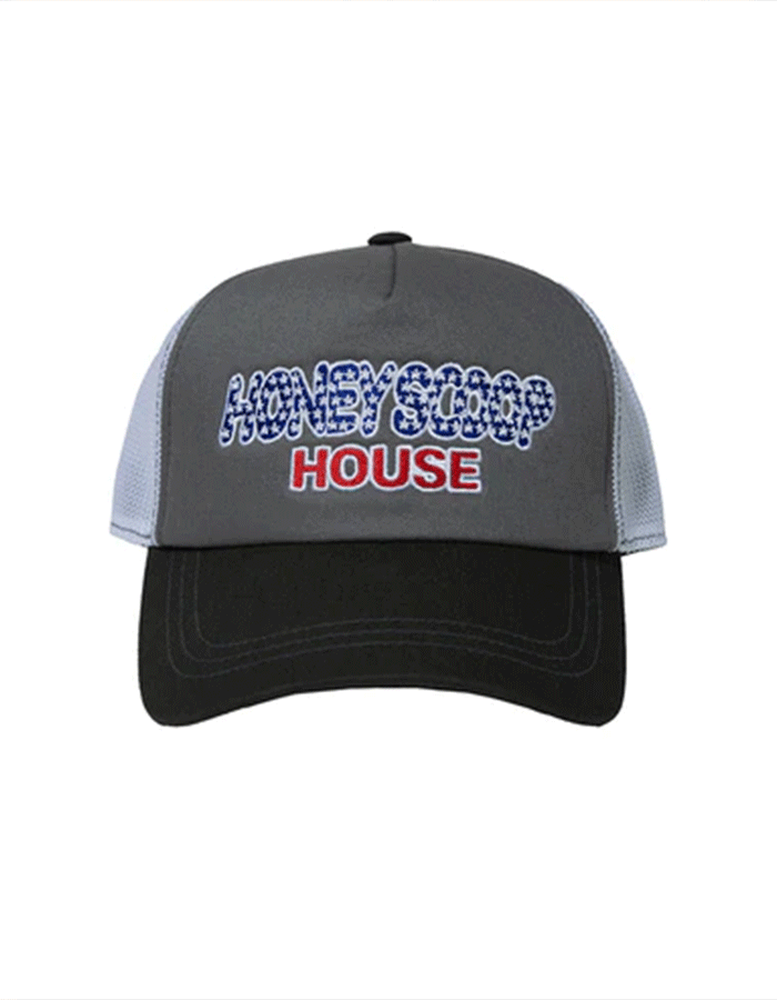 허니스쿱하우스 FLAG LOGO TRUCKER CAP CHARCOAL