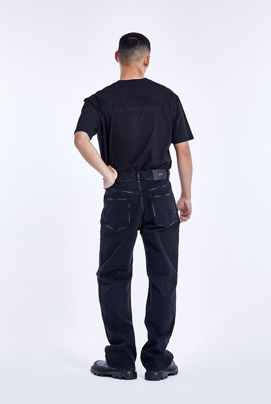 Curved zipper denim pants - Washed black