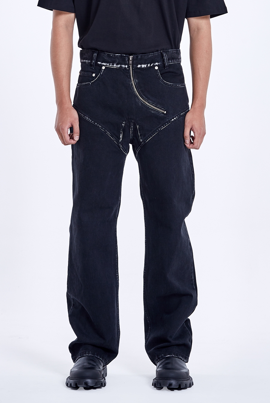 Curved zipper denim pants - Washed black